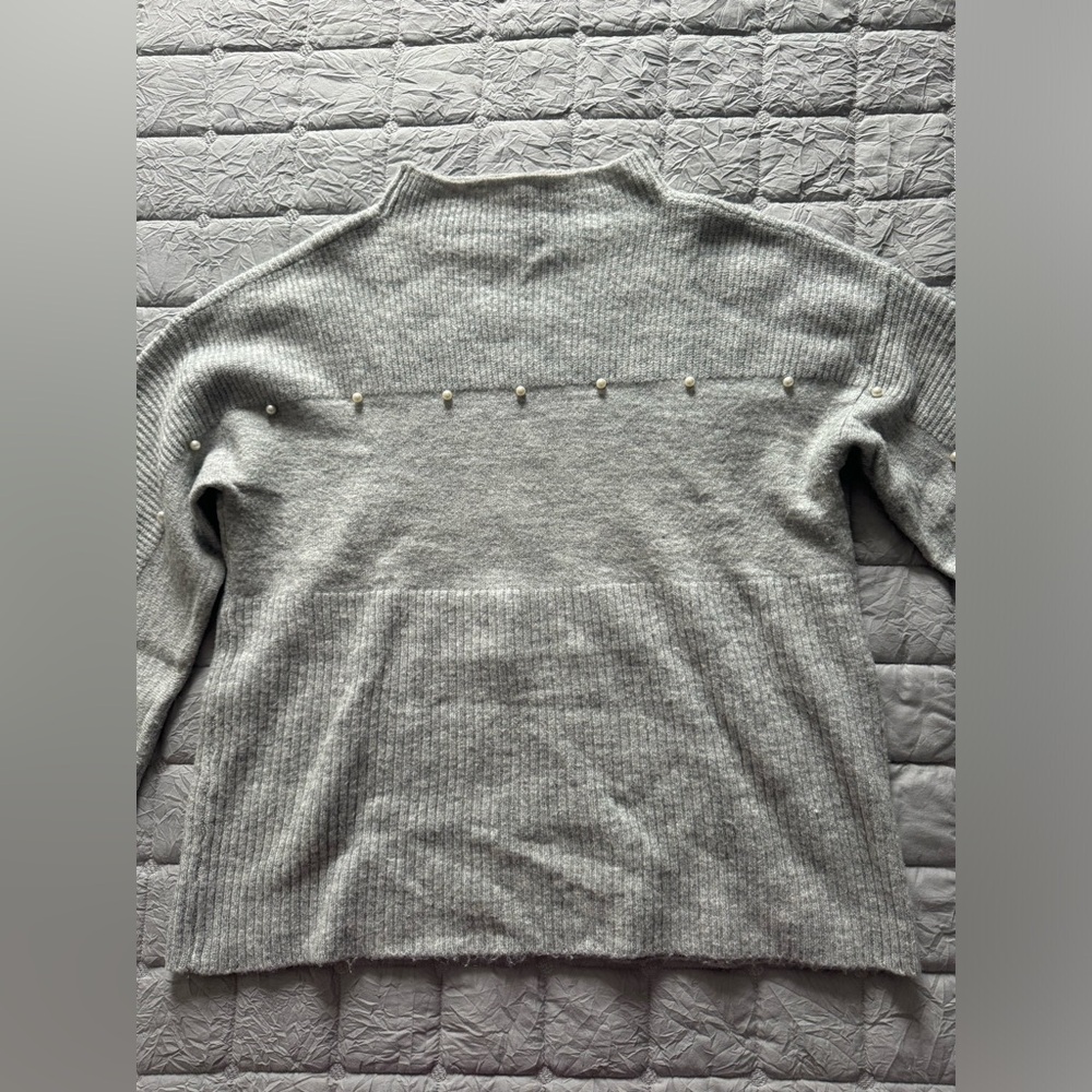 Gray Sweater with Pearl Details. Excellent Condition.